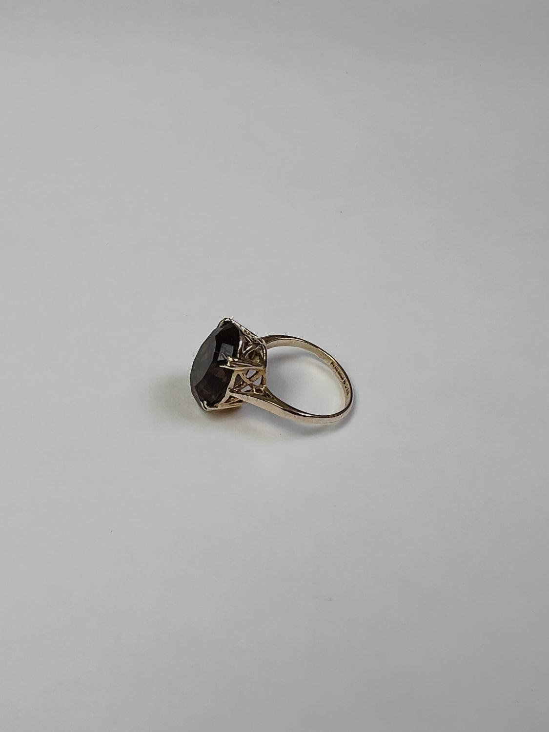 Vintage Ring Echtgold mit braunem Rauchquarz Edelstein