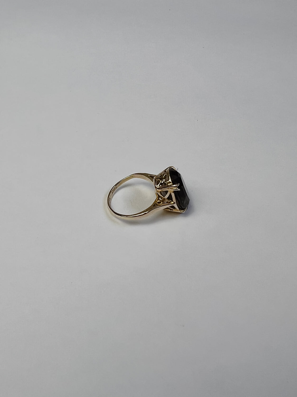 Vintage Ring Echtgold mit braunem Rauchquarz Edelstein