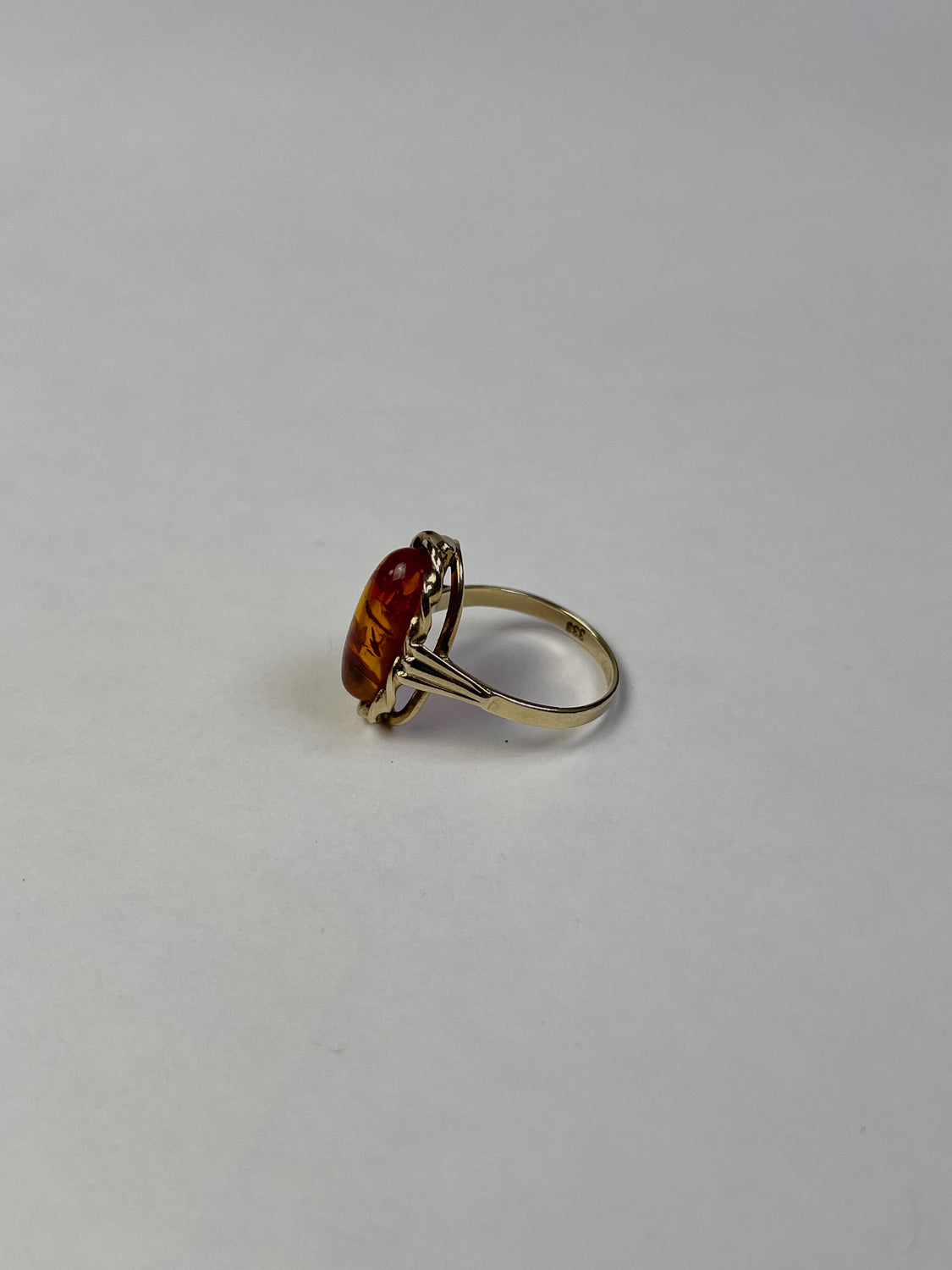 Vintage Ring Echtgold mit braunem Bernstein